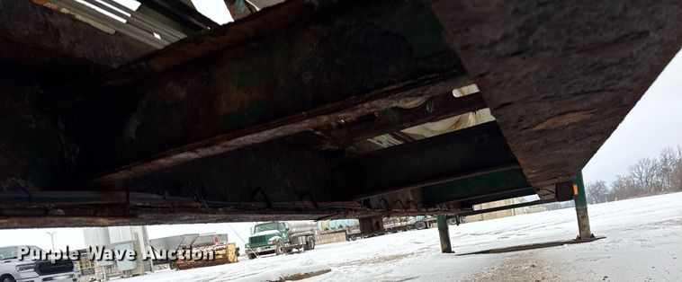 image for item OG9742 2012 Behnke Enterprises DDT24-42 fertilizer delivery trailer