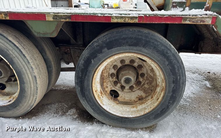 image for item OG9742 2012 Behnke Enterprises DDT24-42 fertilizer delivery trailer