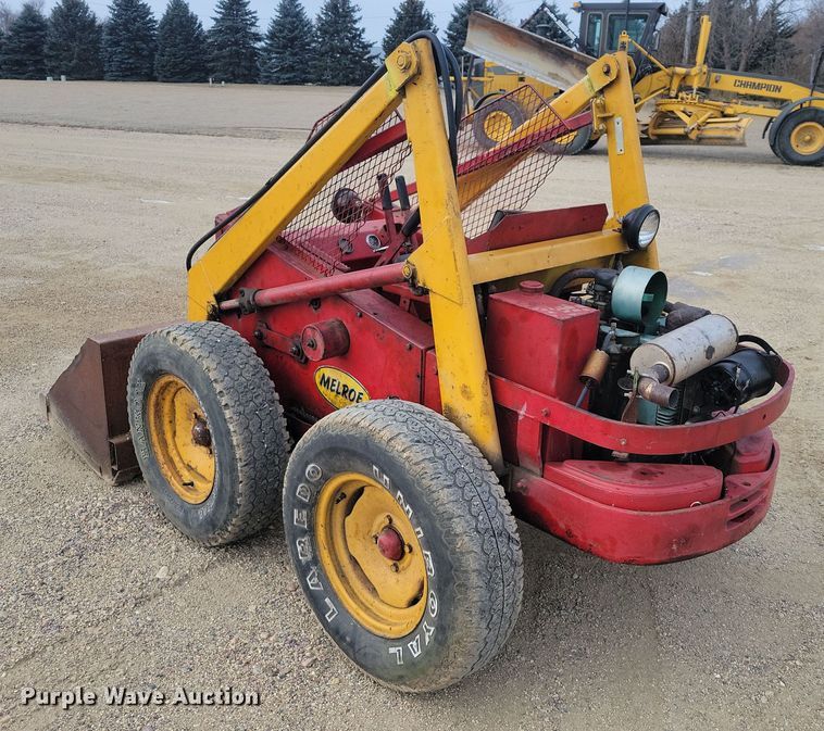 image for item OH9492 Melroe M400 skid steer loader