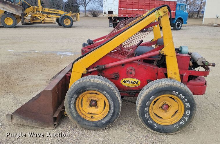 image for item OH9492 Melroe M400 skid steer loader