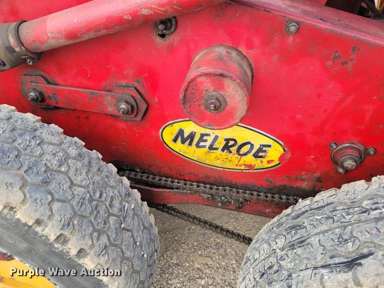 image for item OH9492 Melroe M400 skid steer loader