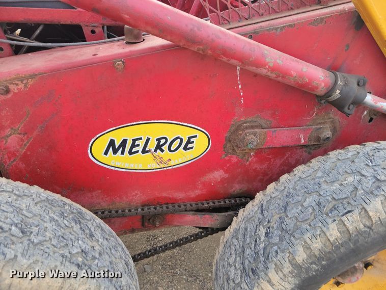 image for item OH9492 Melroe M400 skid steer loader