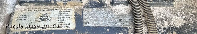 image for item DH9520 2004 Mack  CX613 semi truck