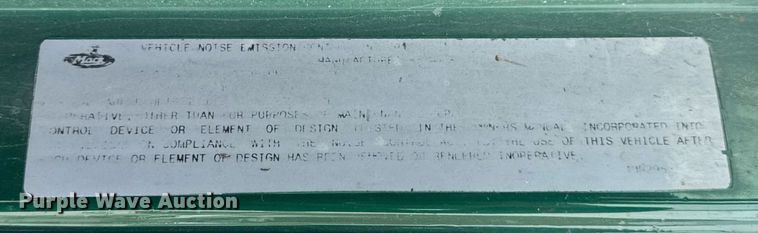 image for item DH9520 2004 Mack  CX613 semi truck