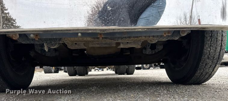 image for item DH9566 2009 Freightliner  Columbia semi truck