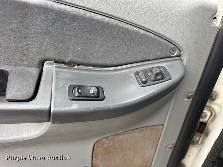 image for item DH9566 2009 Freightliner  Columbia semi truck