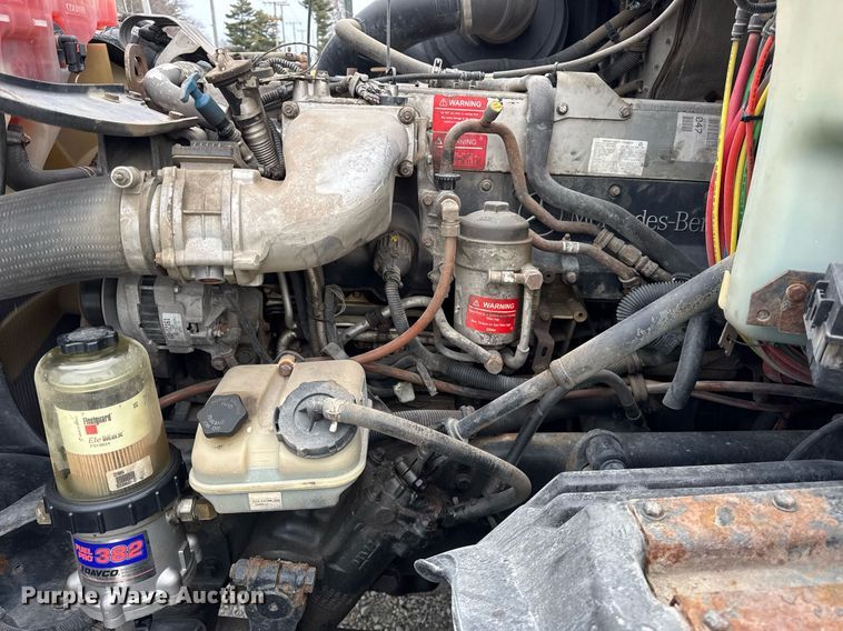 image for item DH9566 2009 Freightliner  Columbia semi truck