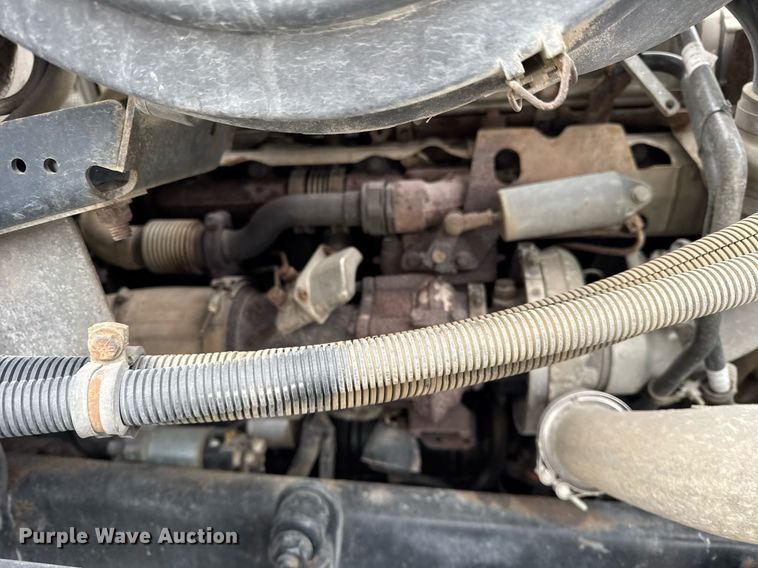 image for item DH9566 2009 Freightliner  Columbia semi truck