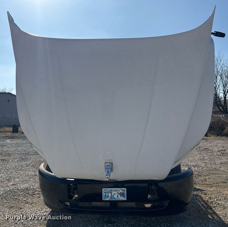 image for item DM5499 2006 Mack CXN613 semi truck