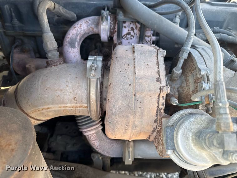 image for item DM5499 2006 Mack CXN613 semi truck