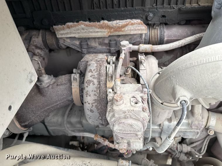 image for item DM5507 2018 Mack GU813 semi truck