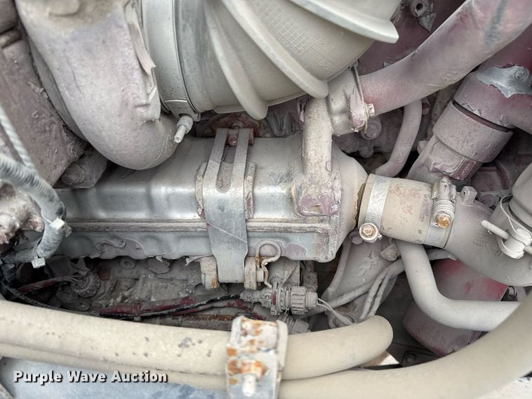 image for item DM5507 2018 Mack GU813 semi truck