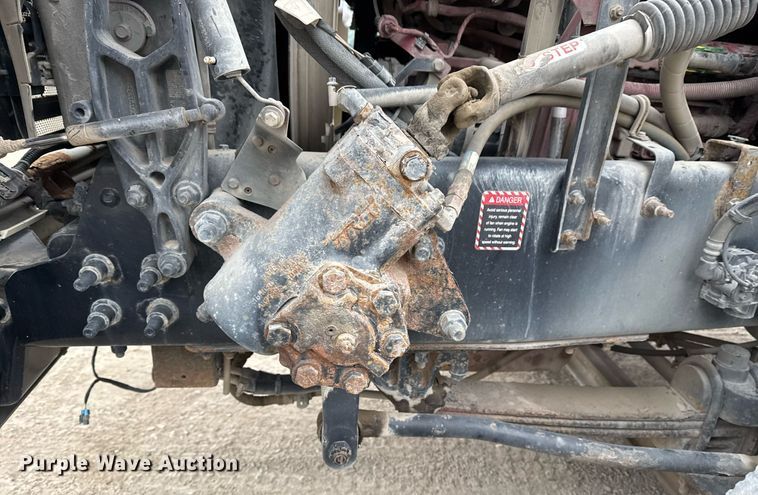 image for item DM5507 2018 Mack GU813 semi truck