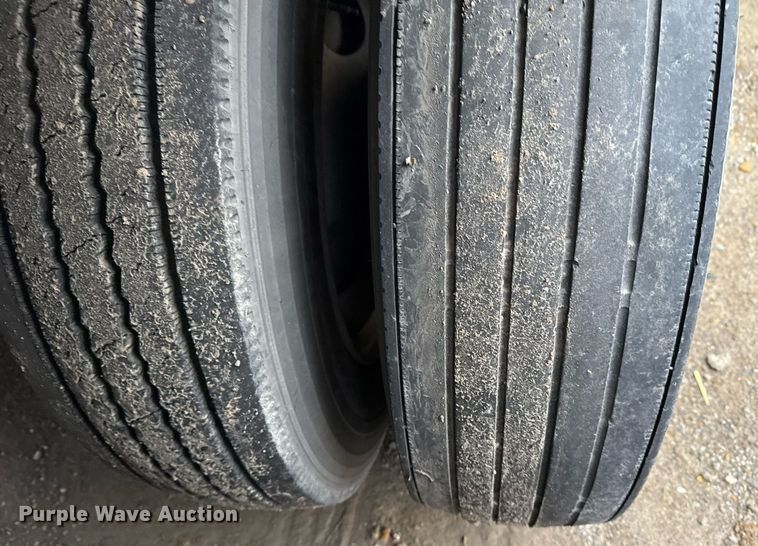 image for item DM5509 1999 Great Dane 7411TJWA dry van trailer