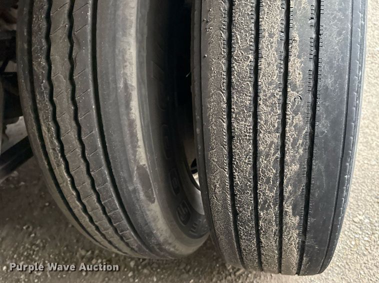 image for item DM5509 1999 Great Dane 7411TJWA dry van trailer