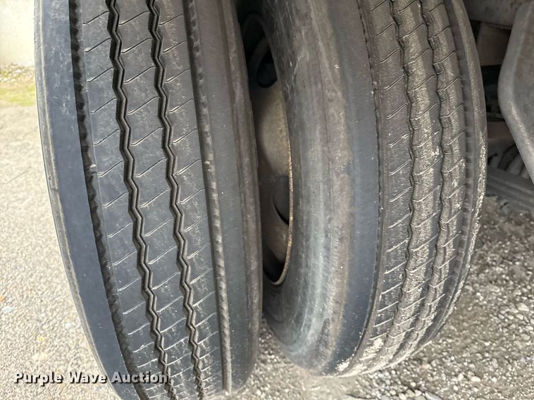 image for item DM5509 1999 Great Dane 7411TJWA dry van trailer