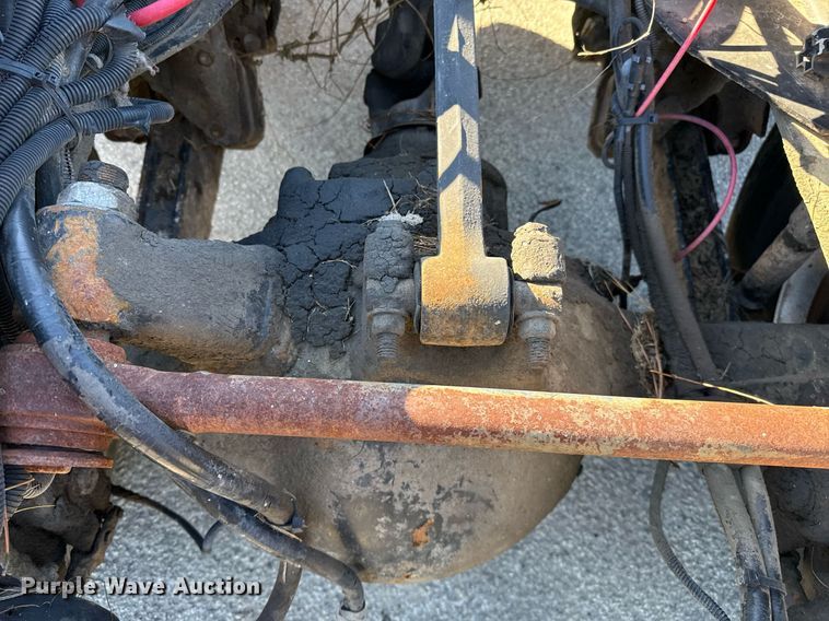 image for item DO2585 2009 Freightliner Business Class M2 truck cab and chassis