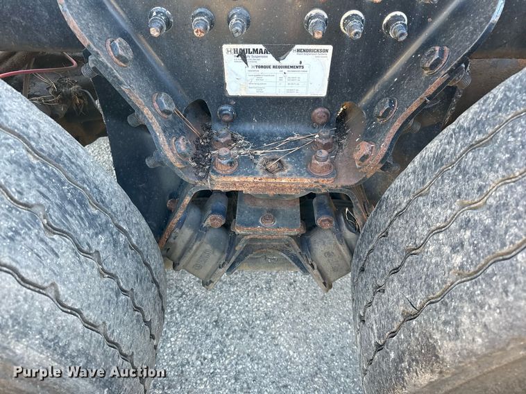 image for item DO2585 2009 Freightliner Business Class M2 truck cab and chassis