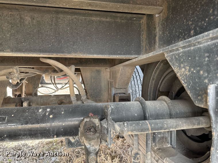 image for item DO7662 2000 Trailmobile F7CT drop deck trailer