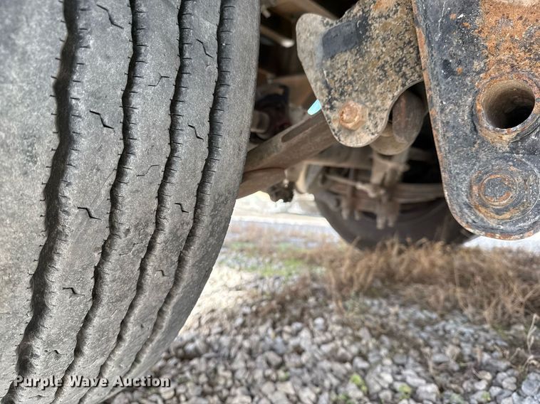 image for item DO7662 2000 Trailmobile F7CT drop deck trailer