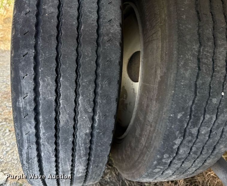 image for item DO7662 2000 Trailmobile F7CT drop deck trailer