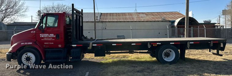 image for item DP6094 2007 International 8600 flatbed truck