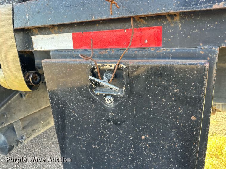 image for item DP6094 2007 International 8600 flatbed truck