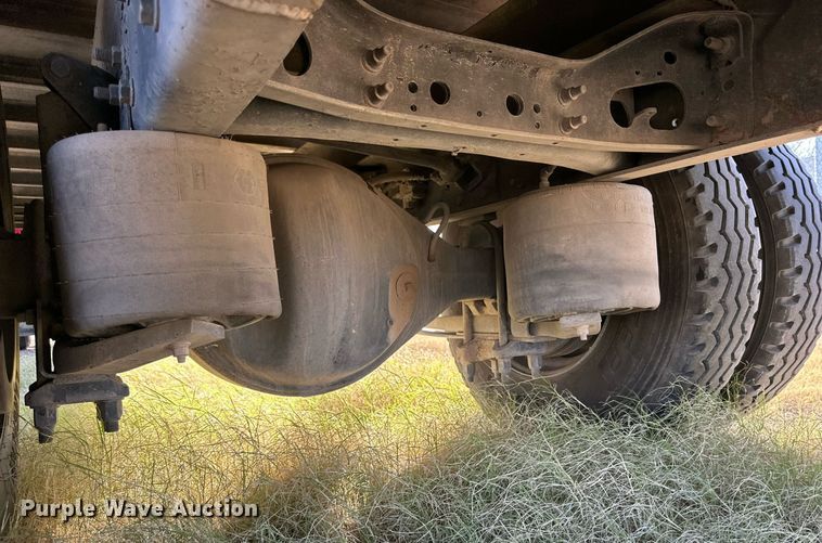 image for item DP6094 2007 International 8600 flatbed truck