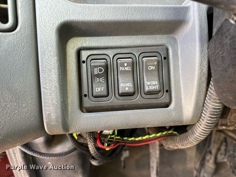 image for item DP6094 2007 International 8600 flatbed truck