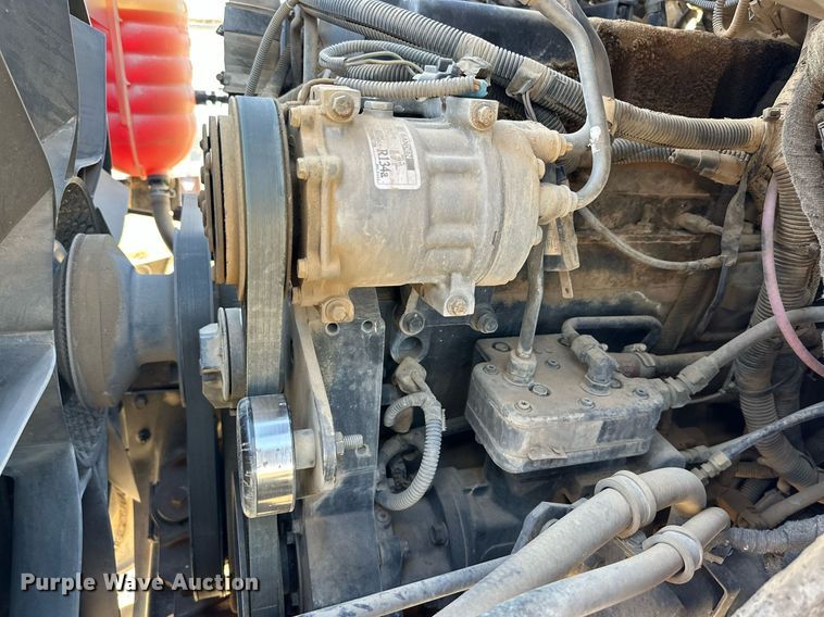 image for item DP6094 2007 International 8600 flatbed truck