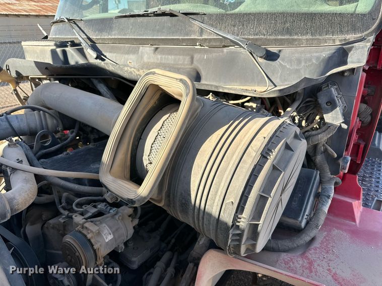 image for item DP6094 2007 International 8600 flatbed truck