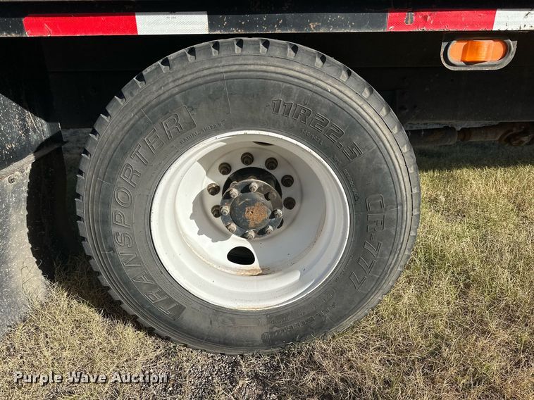 image for item DP6094 2007 International 8600 flatbed truck