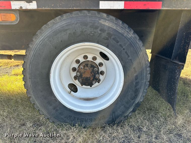 image for item DP6094 2007 International 8600 flatbed truck