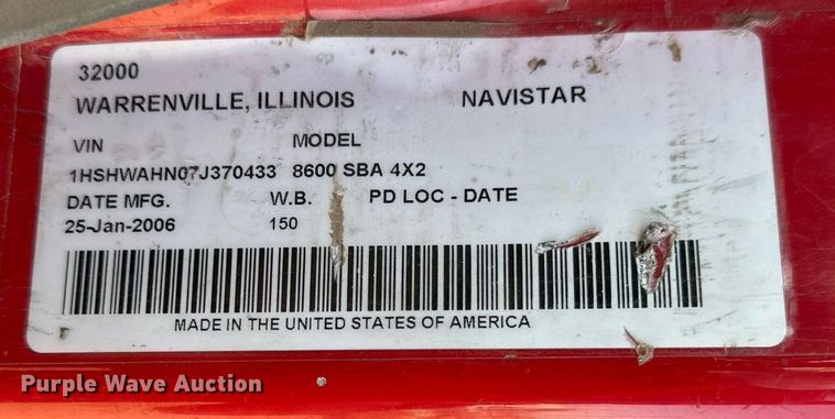 image for item DP6094 2007 International 8600 flatbed truck