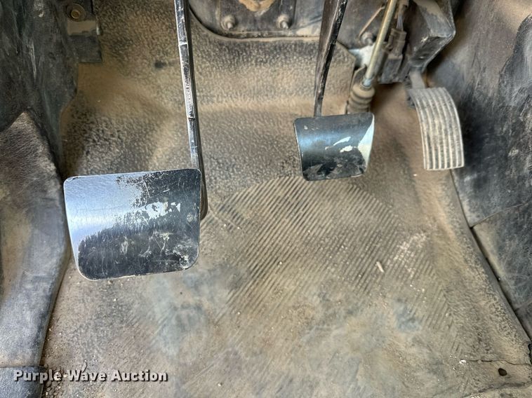 image for item DP6095 2007 International 8600 semi truck