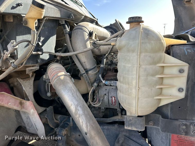 image for item DP6095 2007 International 8600 semi truck