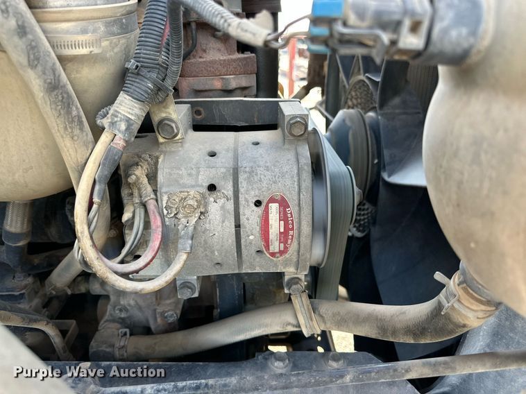 image for item DP6095 2007 International 8600 semi truck