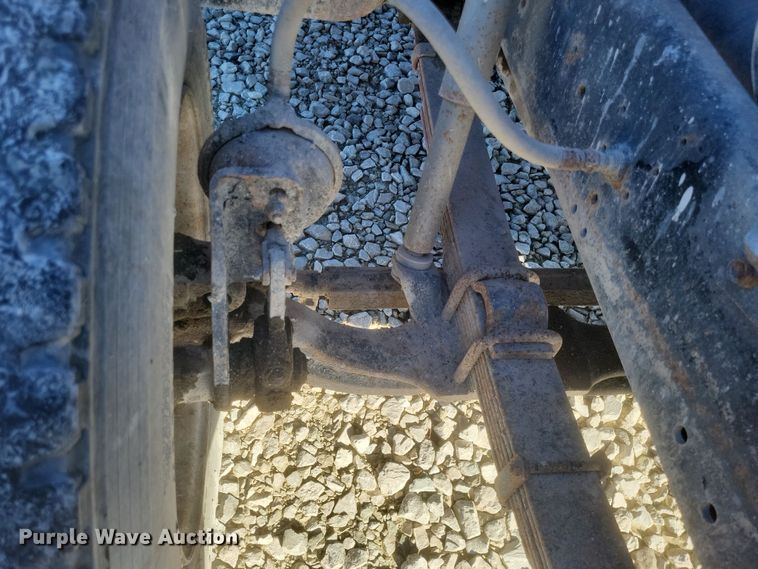 image for item DQ3855 1984 International S1900 tank truck