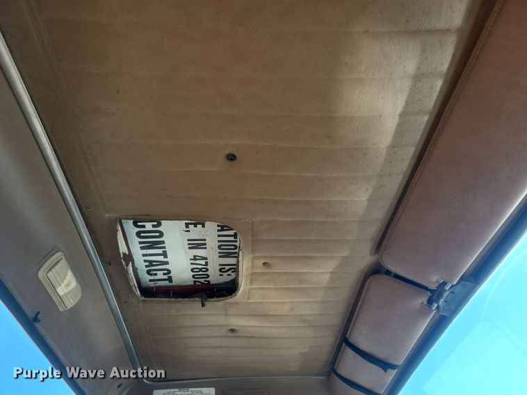 image for item DQ3855 1984 International S1900 tank truck