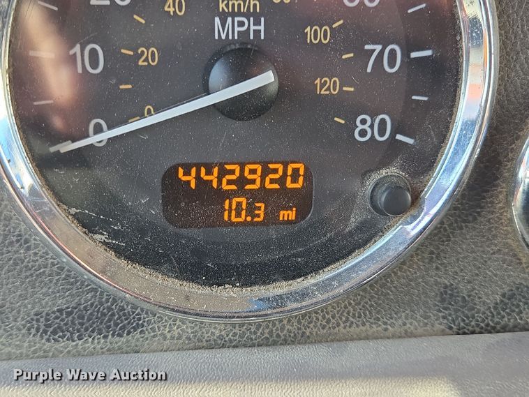 image for item DT5427 2010 Peterbilt 386 semi truck