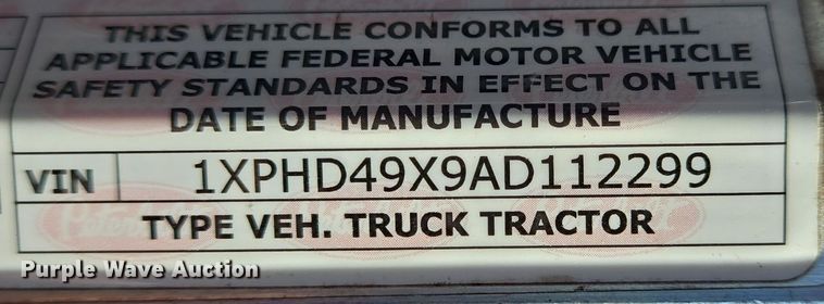 image for item DT5427 2010 Peterbilt 386 semi truck