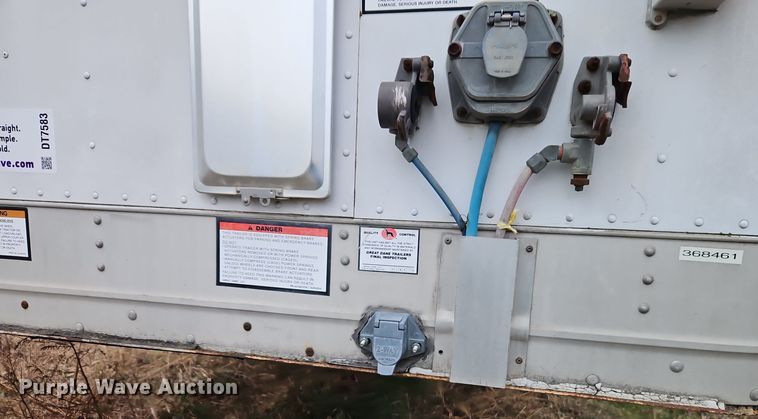 image for item DT7583 1999 Great Dane 7311 dry van trailer