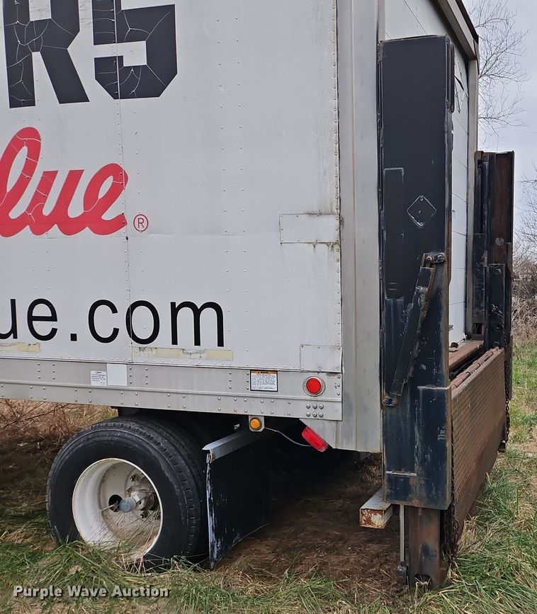 image for item DT7583 1999 Great Dane 7311 dry van trailer