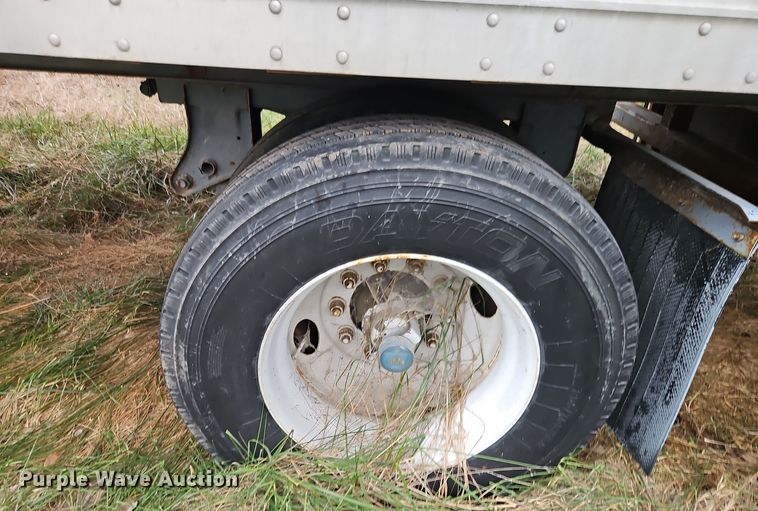 image for item DT7583 1999 Great Dane 7311 dry van trailer