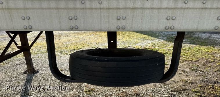 image for item DU3287 2001 Trailmobile  dry van trailer