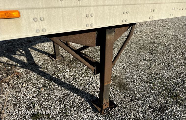 image for item DU3287 2001 Trailmobile  dry van trailer