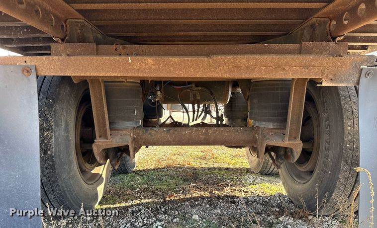 image for item DU3287 2001 Trailmobile  dry van trailer