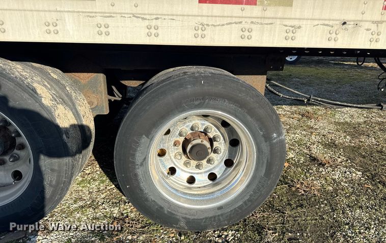 image for item DU3287 2001 Trailmobile  dry van trailer