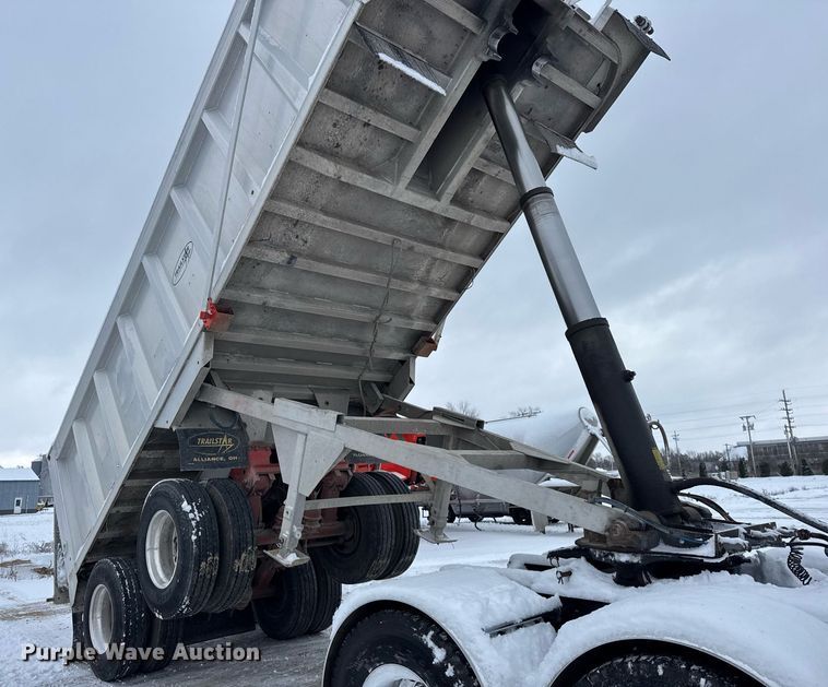 image for item DU3290 2007 Trailstar end dump trailer