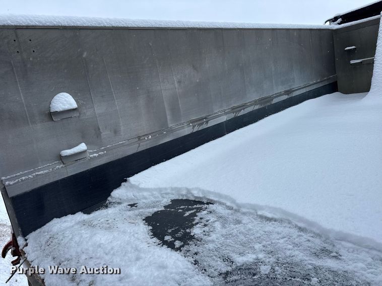 image for item DU3290 2007 Trailstar end dump trailer